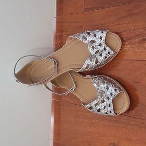 Sparkly Flat Sandles - Size 9 (Brazilian size 38)